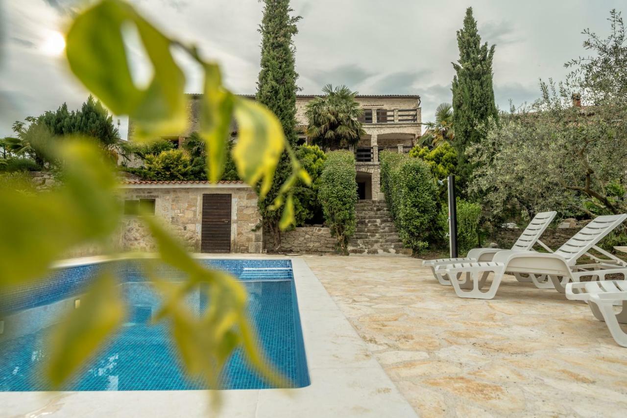 Holiday Home Vizinada ภายนอก รูปภาพ